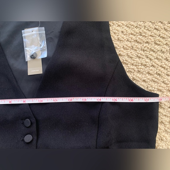 NWT J Crew Slim-fit tuxedo vest in city crepe size 6 - Picture 6 of 6